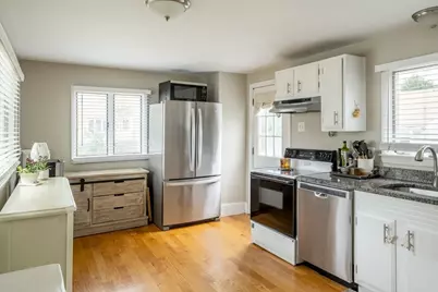 101 Bartholomew St, Peabody, MA 01960 - Photo 3