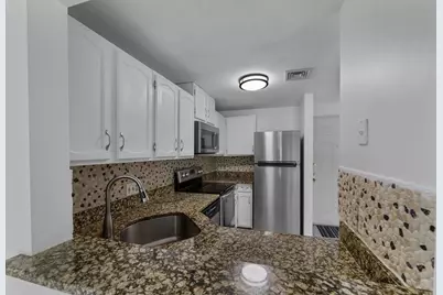24 South St #21, Medford, MA 02155 - Photo 11