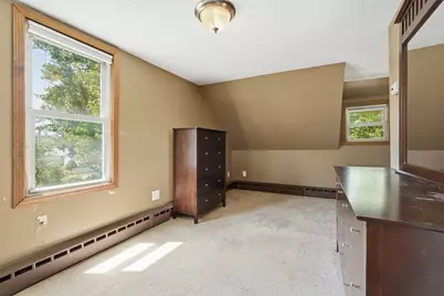 33 Baltimore Ave, Chicopee, MA 01020 - Photo 27