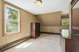 33 Baltimore Ave, Chicopee, MA 01020 - Photo 27