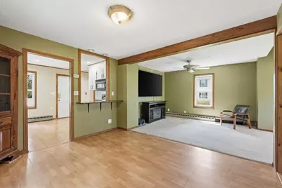 33 Baltimore Ave, Chicopee, MA 01020 - Photo 13