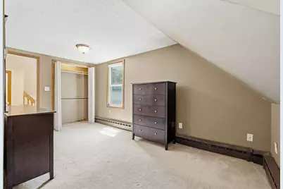 33 Baltimore Ave, Chicopee, MA 01020 - Photo 25