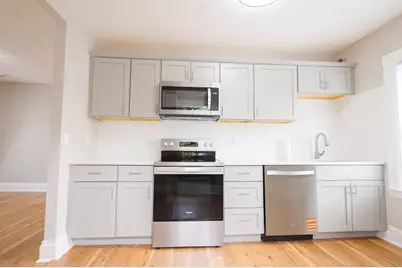 31 Graham St #2, Quincy, MA 02169 - Photo 7