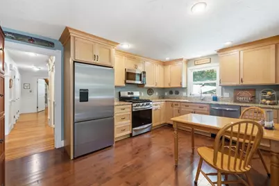 37 Frederickson Ave, Worcester, MA 01606 - Photo 13