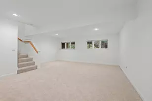 6 Lilac Ct, Hopkinton, MA 01748 - Photo 23