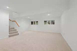 6 Lilac Ct, Hopkinton, MA 01748 - Photo 23