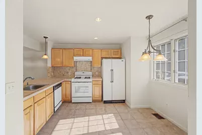 6 Lilac Ct #6, Hopkinton, MA 01748 - Photo 3