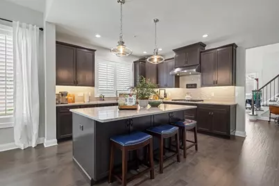 21 Phoebe St #21, Methuen, MA 01844 - Photo 5