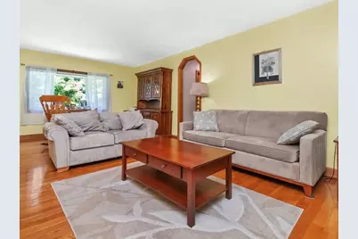 137 Harrington Road, Waltham, MA 02452 - Photo 7