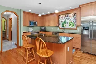 137 Harrington Rd, Waltham, MA 02452 - Photo 3