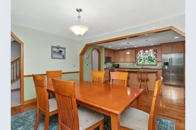 137 Harrington Road, Waltham, MA 02452 - Photo 9