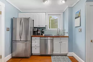 12 Baincroft Rd, Malden, MA 02148 - Photo 9
