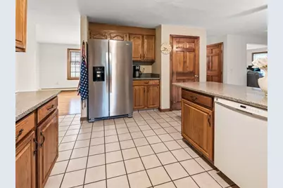 7 Baldwin St, Leicester, MA 01524 - Photo 15