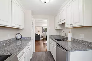 848 Plain St, Marshfield, MA 02050 - Photo 7