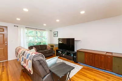 96 Crestwood Ln, Marlborough, MA 01752 - Photo 5