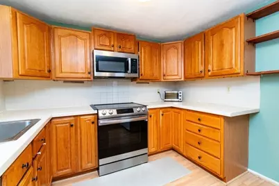 96 Crestwood Ln, Marlborough, MA 01752 - Photo 7