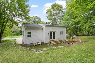 41 Maple St, Randolph, MA 02368 - Photo 5