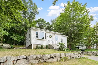 41 Maple St, Randolph, MA 02368 - Photo 3