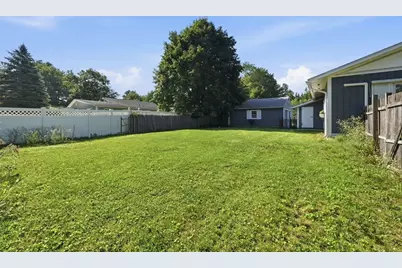 28 Westwood Terrace, Northampton, MA 01062 - Photo 3
