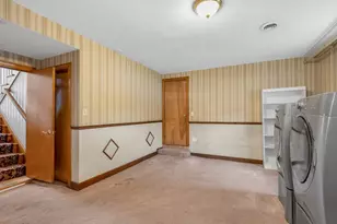 19 Cochrane Cir, Methuen, MA 01844 - Photo 27