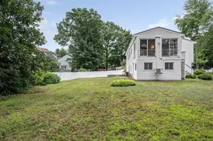 19 Cochrane Cir, Methuen, MA 01844 - Photo 33