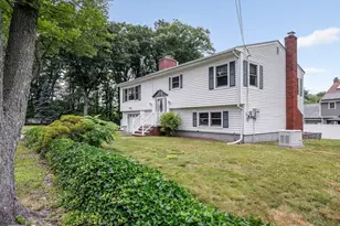 19 Cochrane Cir, Methuen, MA 01844 - Photo 31