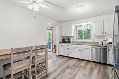 54 Hampden Ln, Agawam, MA 01001 - Photo 11