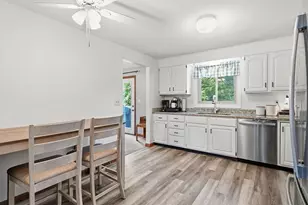54 Hampden Ln, Agawam, MA 01001 - Photo 11