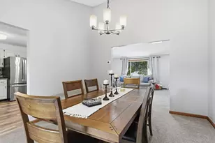 54 Hampden Ln, Agawam, MA 01001 - Photo 7