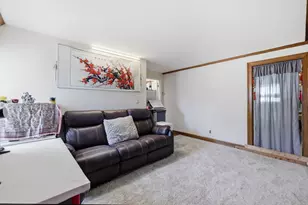 19 Miller Stile Rd, Quincy, MA 02169 - Photo 3