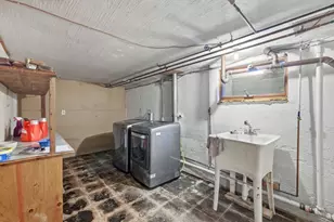 19 Miller Stile Rd, Quincy, MA 02169 - Photo 25