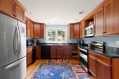 320 Balcom St, Mansfield, MA 02048 - Photo 13