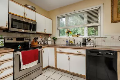 407-409 Belmont St, Fall River, MA 02720 - Photo 27