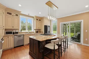 223 Tiffany St, Attleboro, MA 02703 - Photo 5