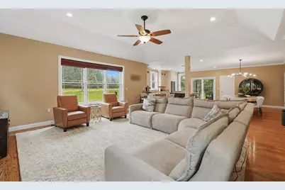 223 Tiffany St, Attleboro, MA 02703 - Photo 11