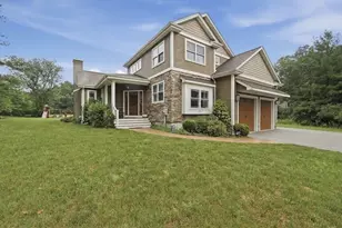 223 Tiffany St, Attleboro, MA 02703 - Photo 1