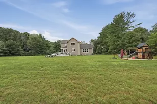 223 Tiffany St, Attleboro, MA 02703 - Photo 35