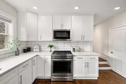 137 Green Street #2, Melrose, MA 02176 - Photo 9