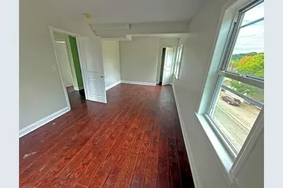 19 Willow Street, Lowell, MA 01852 - Photo 7