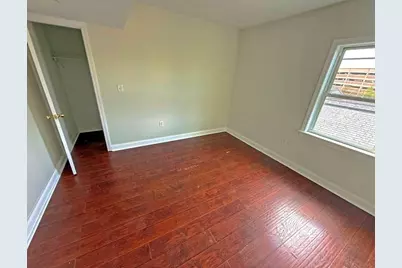 19 Willow Street, Lowell, MA 01852 - Photo 9