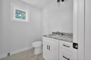 299 Quincy St Building 3, Holbrook, MA 02343 - Photo 7