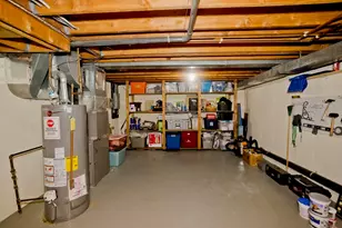 61 Abbey Memorial Dr, Chicopee, MA 01020 - Photo 25