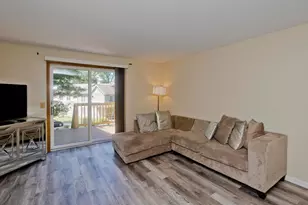 61 Abbey Memorial Dr, Chicopee, MA 01020 - Photo 7