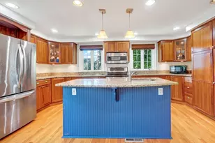 4 Sherman Rd, Stoneham, MA 02180 - Photo 11