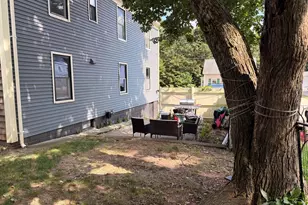 17 Davis St, Plymouth, MA 02360 - Photo 5