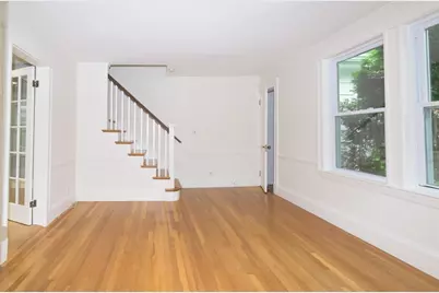 24 Oak Street, Marblehead, MA 01945 - Photo 3