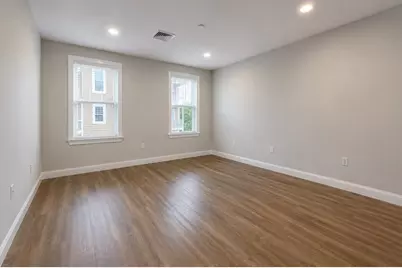 320 Middlesex Ave #D206, Medford, MA 02155 - Photo 11