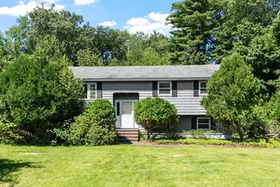 190 Deering Dr, Tewksbury, MA 01876 - Photo 1