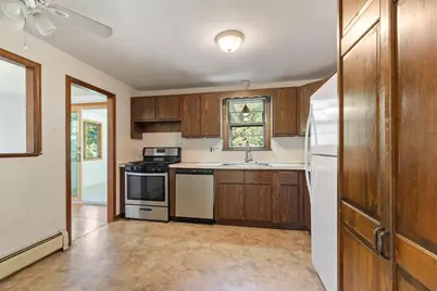 190 Deering Dr, Tewksbury, MA 01876 - Photo 9