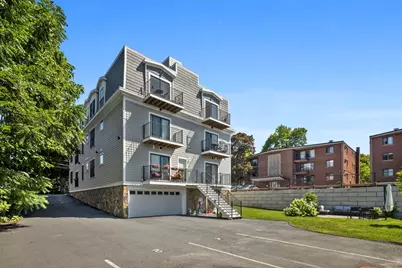52 West Emerson St #6, Melrose, MA 02176 - Photo 35